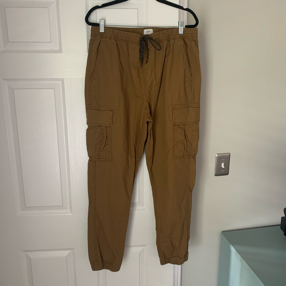 Old Navy Men’s Large Khaki Joggers